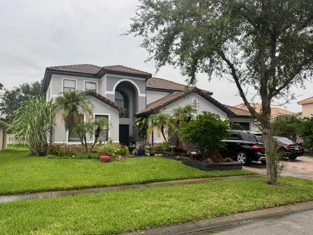 Foto de propiedad en 3830 GOLDEN FEATHER WAY KISSIMMEE con MLS# S5145732