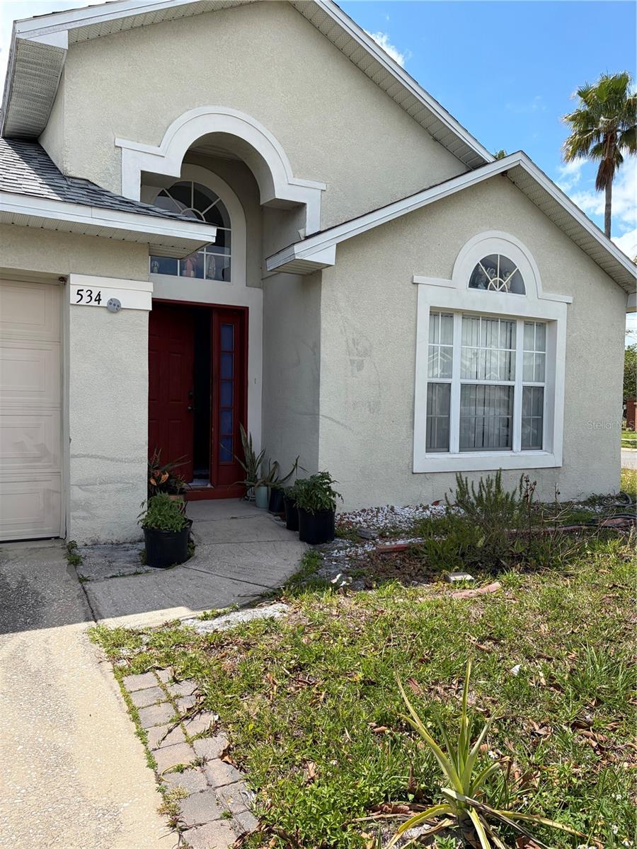 Foto de propiedad en 534 EAGLE POINTE S KISSIMMEE con MLS# S5148539