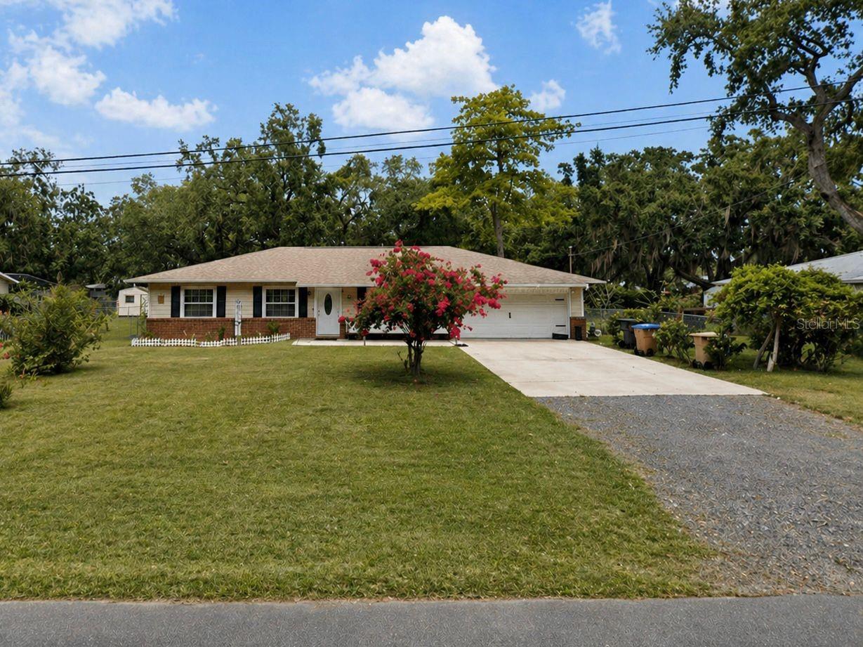 Foto de propiedad en 4805 SPARROW DR ST CLOUD con MLS# S5148716