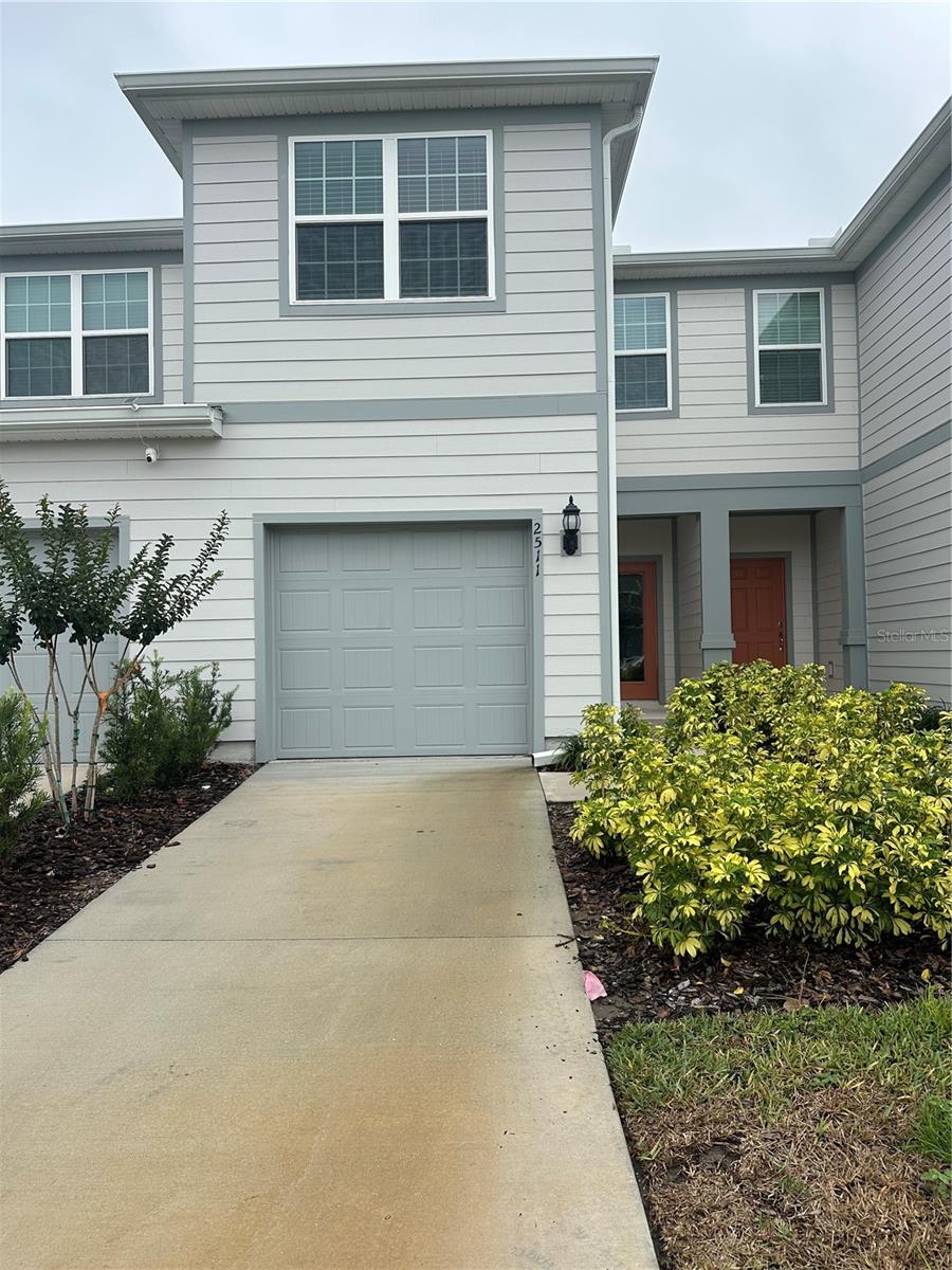 Foto de propiedad en 2511 BRIGHT JEWEL ST KISSIMMEE con MLS# S5148888