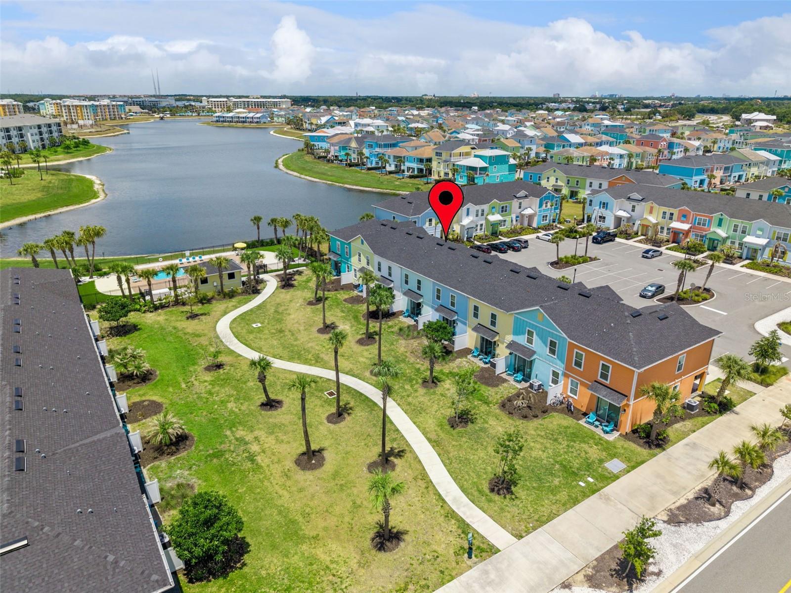 Foto de propiedad en 2916 ON THE ROCKS PT KISSIMMEE con MLS# S5149980