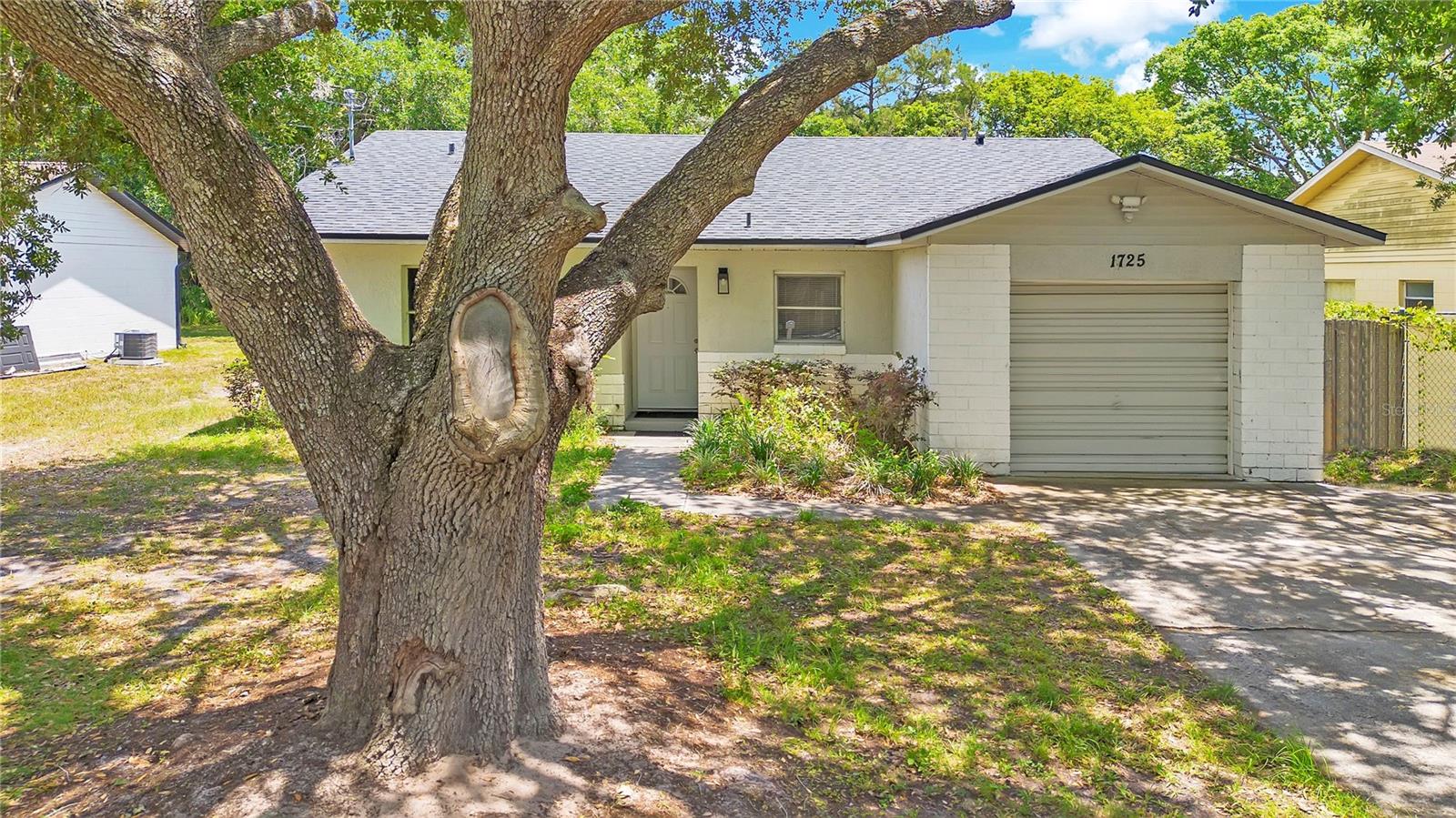 Foto de propiedad en 1725 CALIFORNIA AVE ST CLOUD con MLS# S5150113