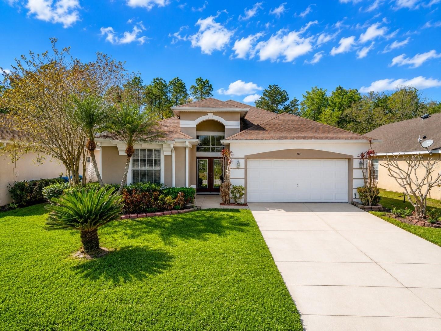 En Venta 3181 STONEHURST CIR, KISSIMMEE, FL 34741