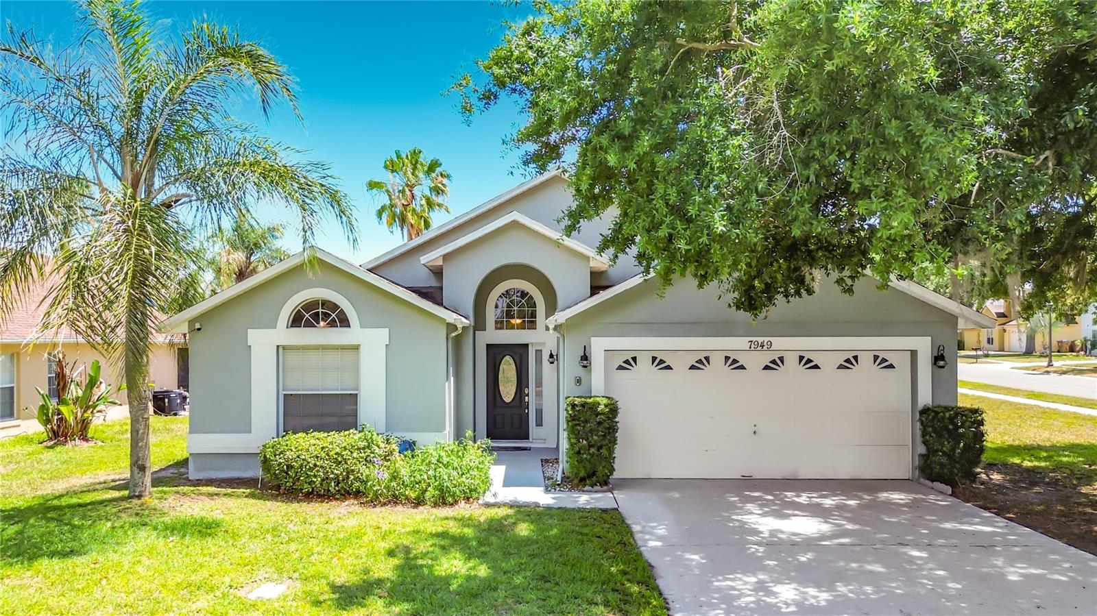 Foto de propiedad en 7949 GOLDEN POND CIR KISSIMMEE con MLS# S5150418