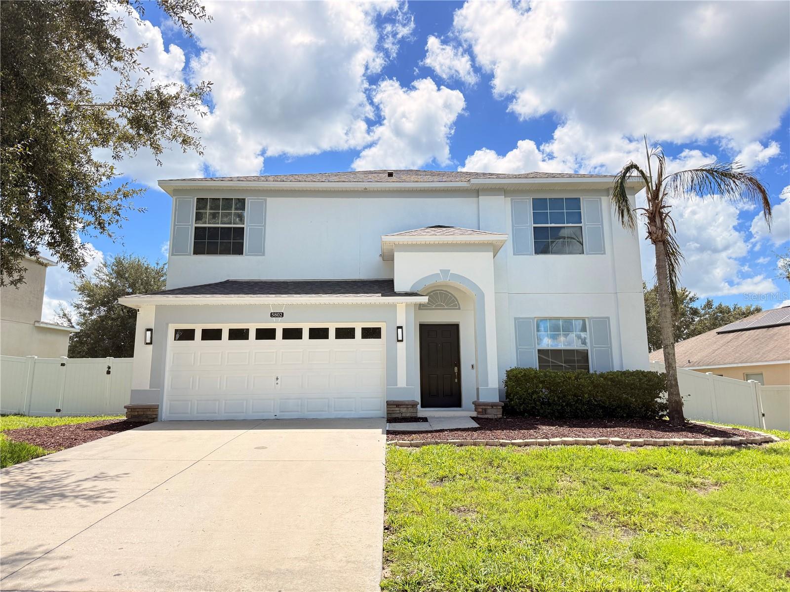 En Venta 5802 COQUYT DR, MOUNT DORA, FL 32757