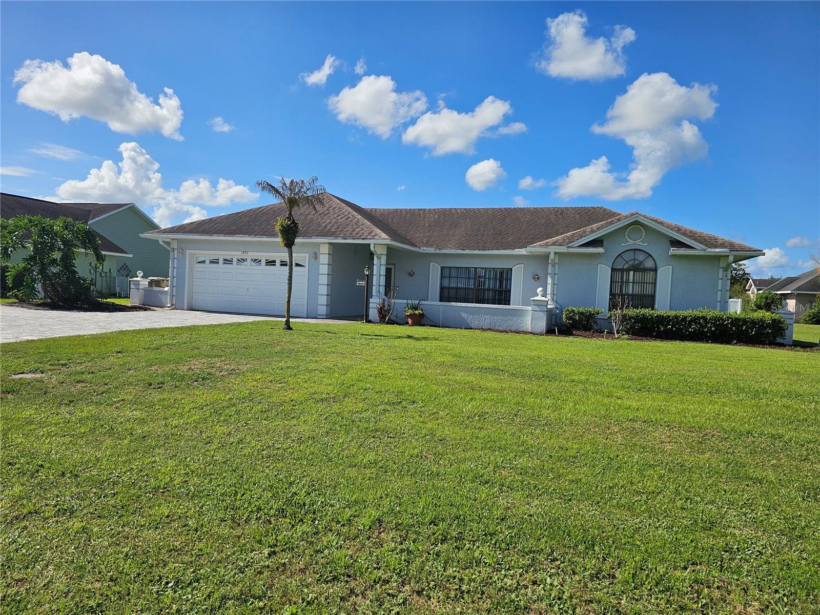 Foto de propiedad en 1850 CHAUCER WAY KISSIMMEE con MLS# S5151405