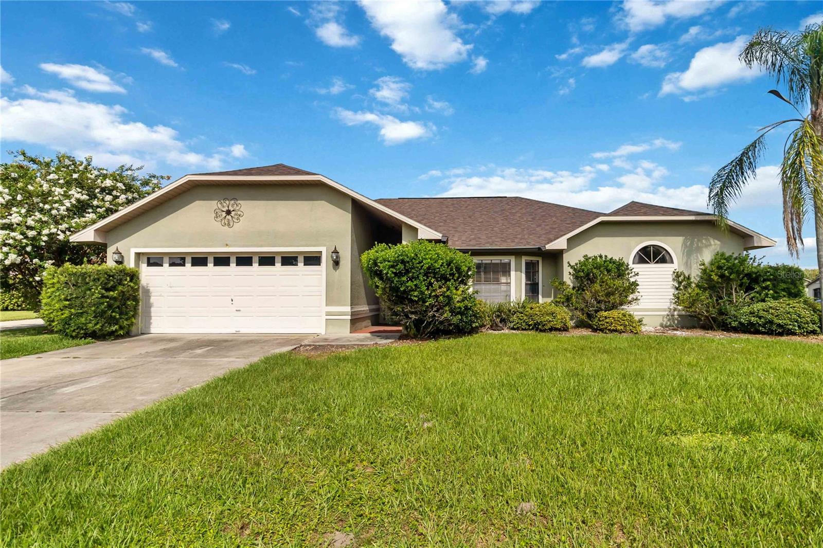 Foto de propiedad en 2207 DEATA CT ST CLOUD con MLS# S5152665
