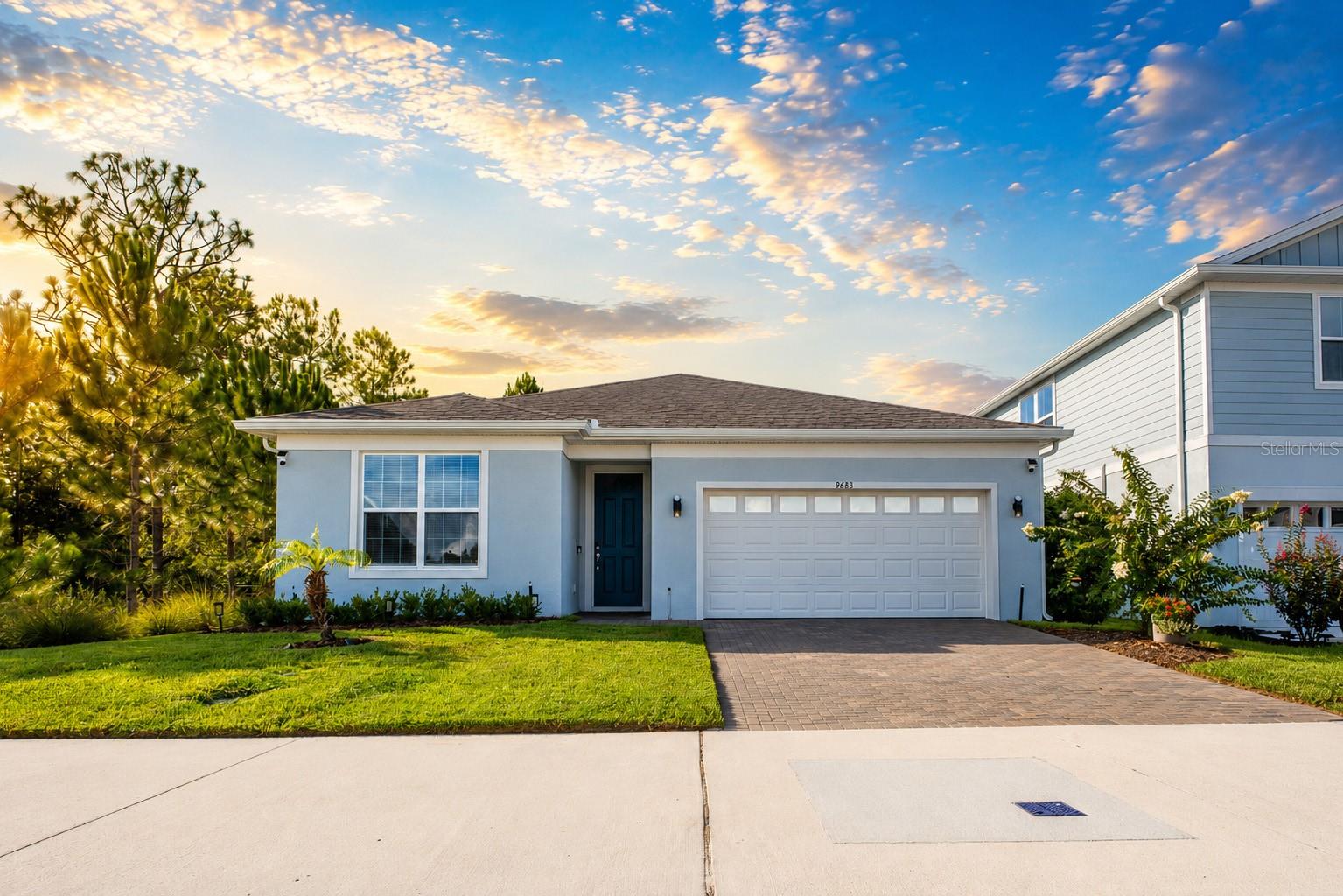 Foto de propiedad en 9683 BROWN BURROW ST ORLANDO con MLS# S5152911