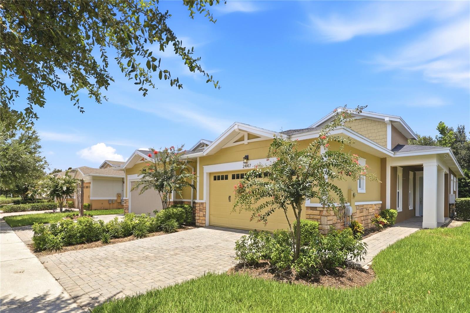 Foto de propiedad en 2447 YELLOW BRICK RD ST CLOUD con MLS# S5153109