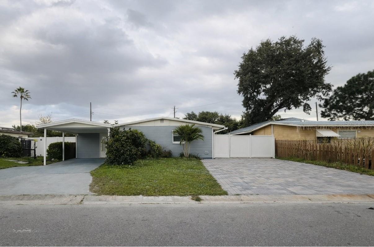Foto de propiedad en 2615 N BEAUMONT AVE KISSIMMEE con MLS# S5153530