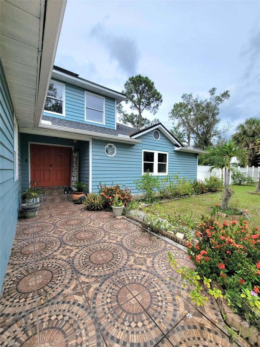 En Venta 654 MADRID DR, KISSIMMEE, FL 34758