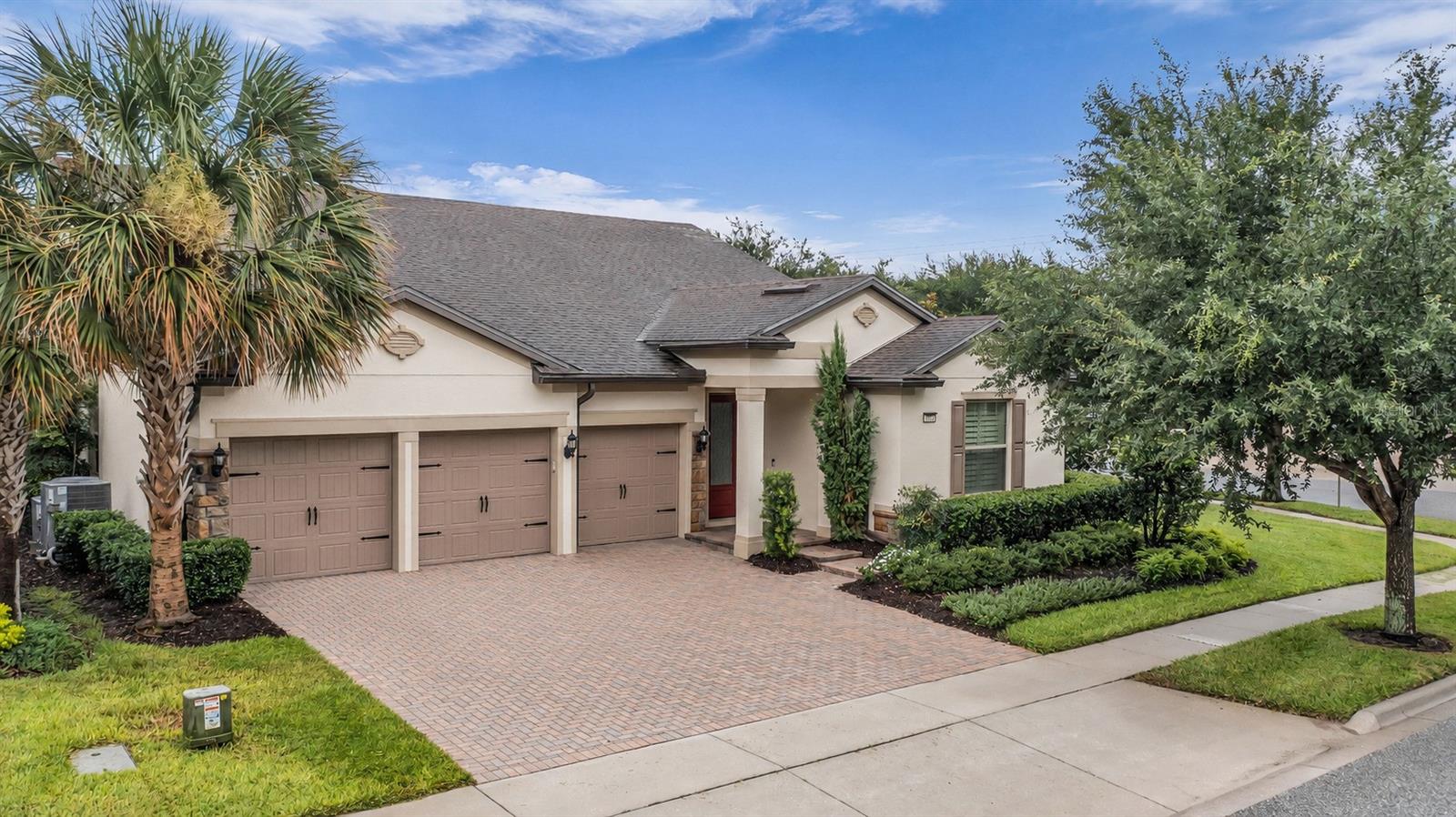 Foto de propiedad en 7052 ENCHANTED LAKE DR WINTER GARDEN con MLS# S5154077