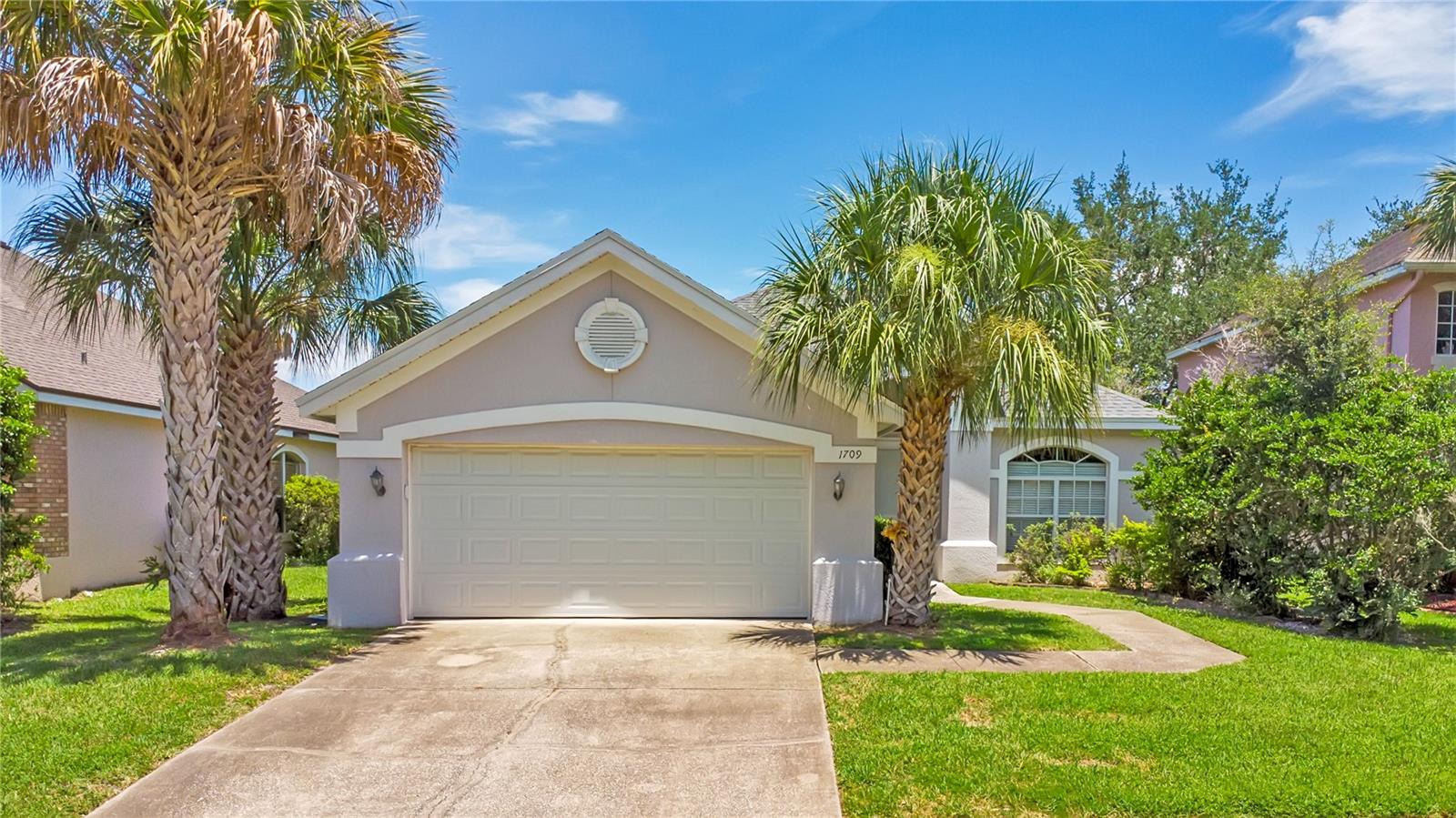 Foto de propiedad en 1709 GOLFVIEW DR KISSIMMEE con MLS# S5154295