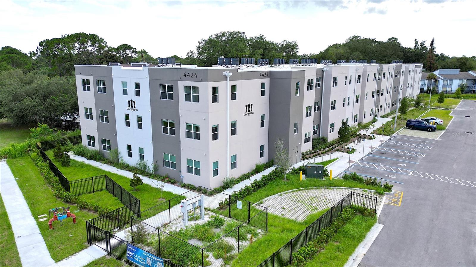 Foto de propiedad en 4424 S TEXAS AVE #1-320 ORLANDO con MLS# S5154425