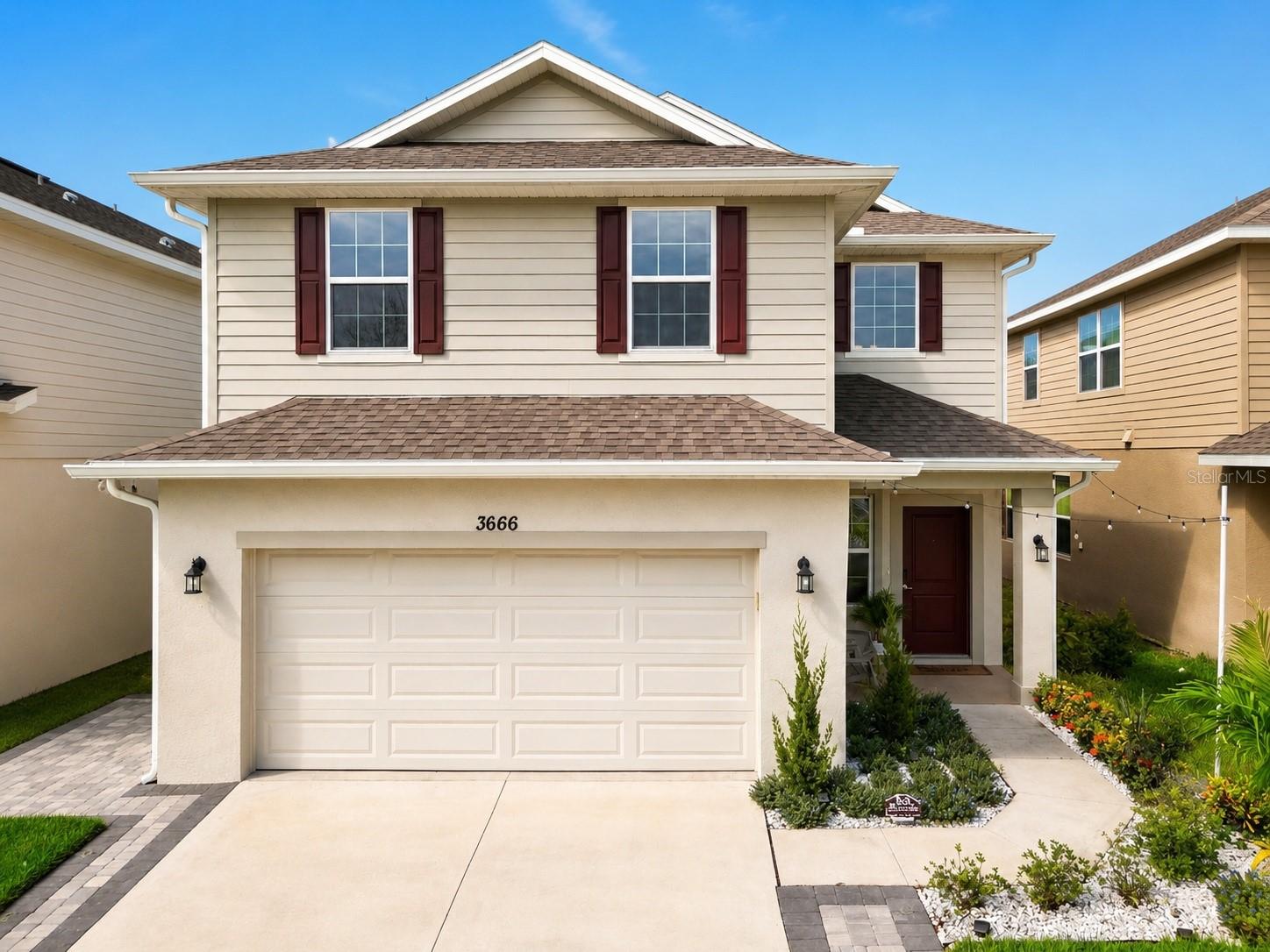 Foto de propiedad en 3666 SAGEFIELD DR HARMONY con MLS# S5154630