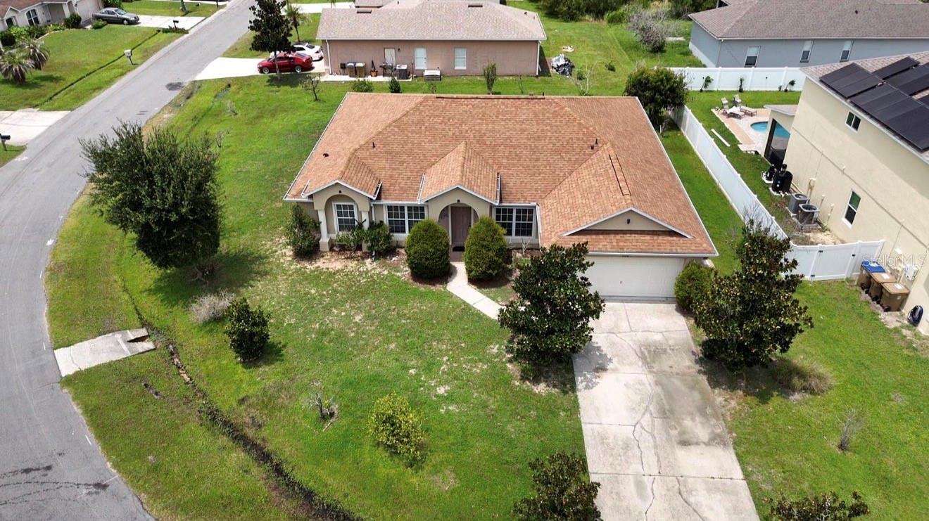 Foto de propiedad en 1126 LAVAUR CT KISSIMMEE con MLS# S5154673