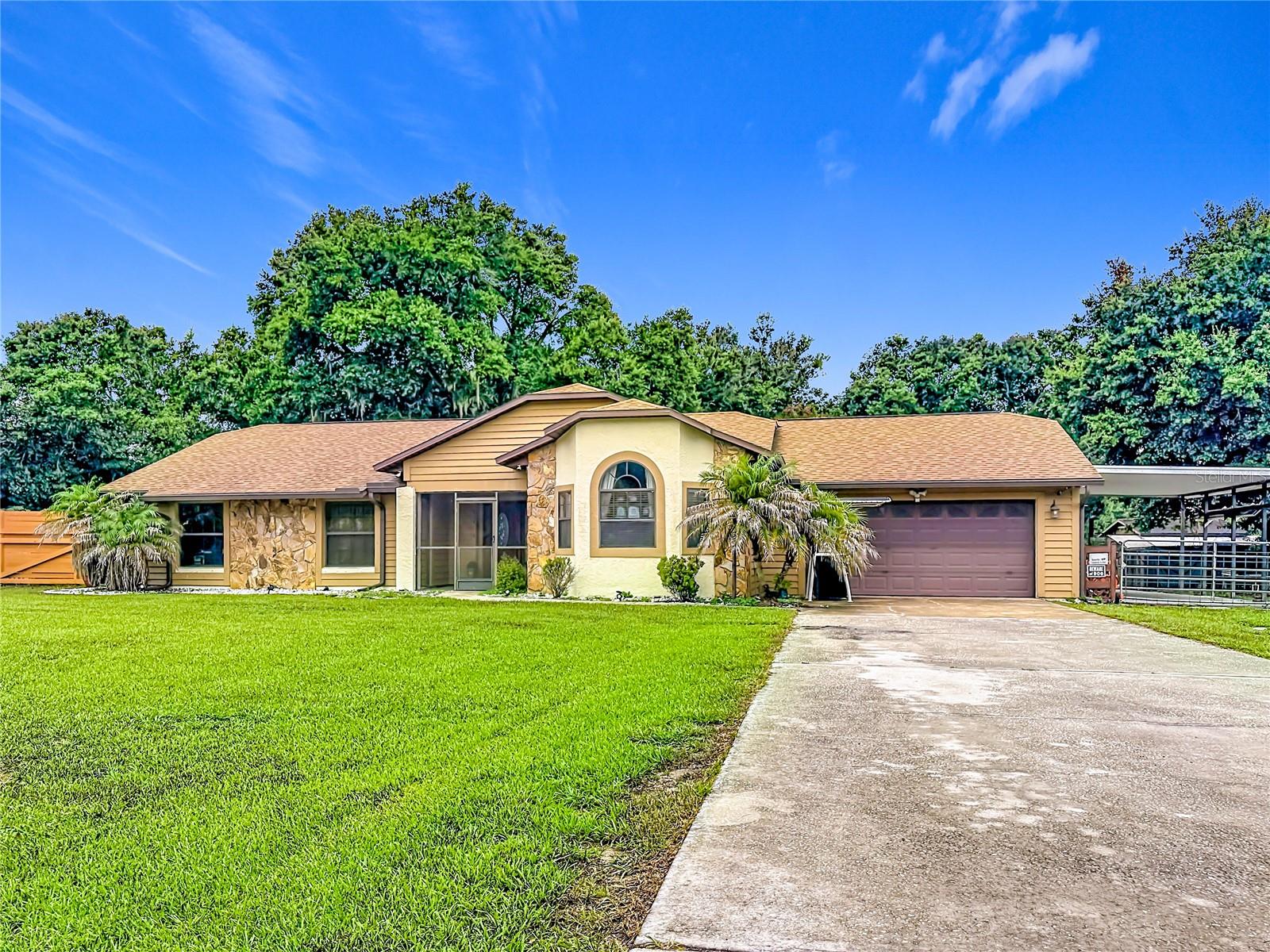 En Venta 634 GRAPE AVE, ST CLOUD, FL 34769