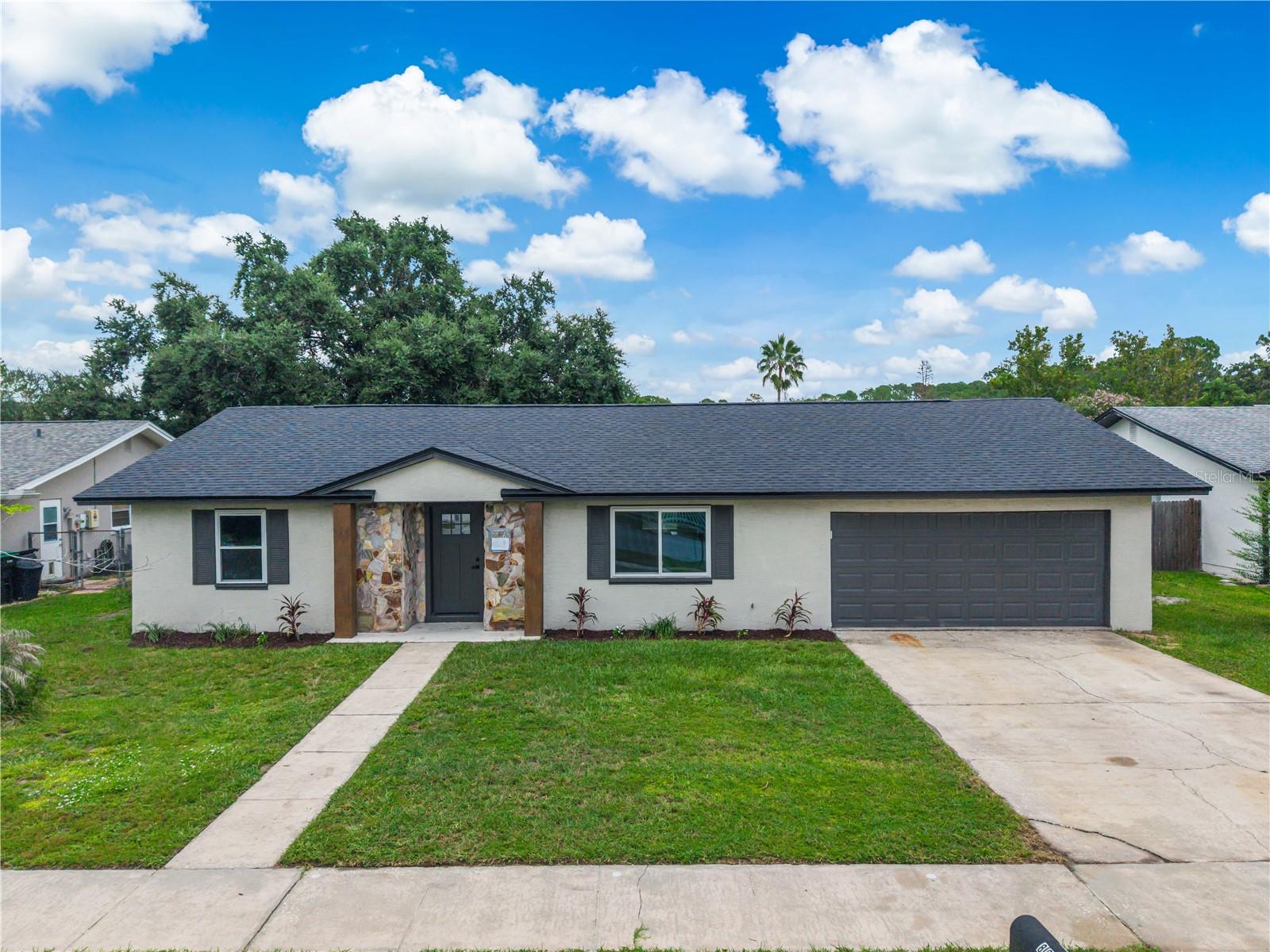 En Venta 8624 BAYLOR CIR, ORLANDO, FL 32817