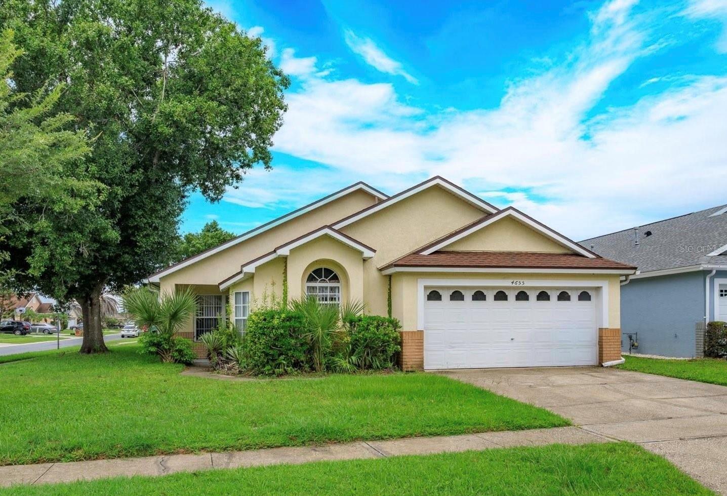 Foto de propiedad en 4655 CHEYENNE POINT TRL KISSIMMEE con MLS# S5155596