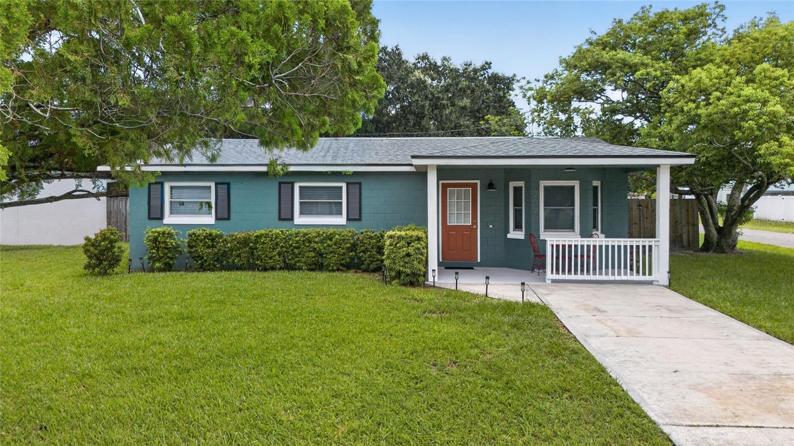 Foto de propiedad en 237 CALIFORNIA AVE ST CLOUD con MLS# S5155635