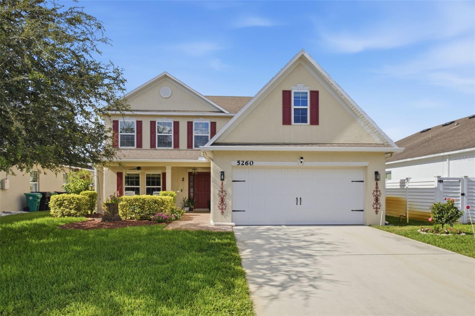 Foto de propiedad en 5260 NW WISK FERN CIR PORT ST LUCIE con MLS# S5155957