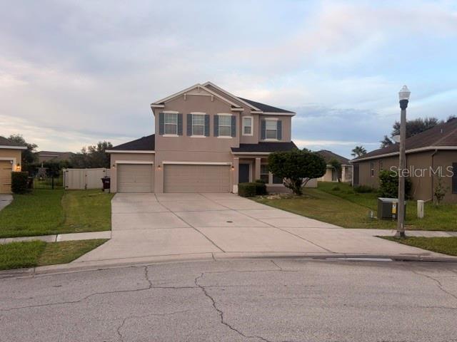 Foto de propiedad en 3504 BLITHE CT ST CLOUD con MLS# S5156141
