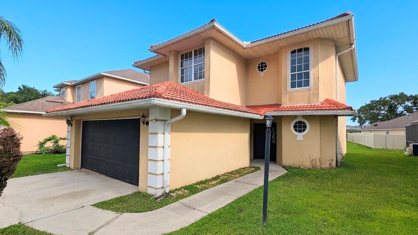 Foto de propiedad en 423 WATERFORD WAY KISSIMMEE con MLS# S5156175