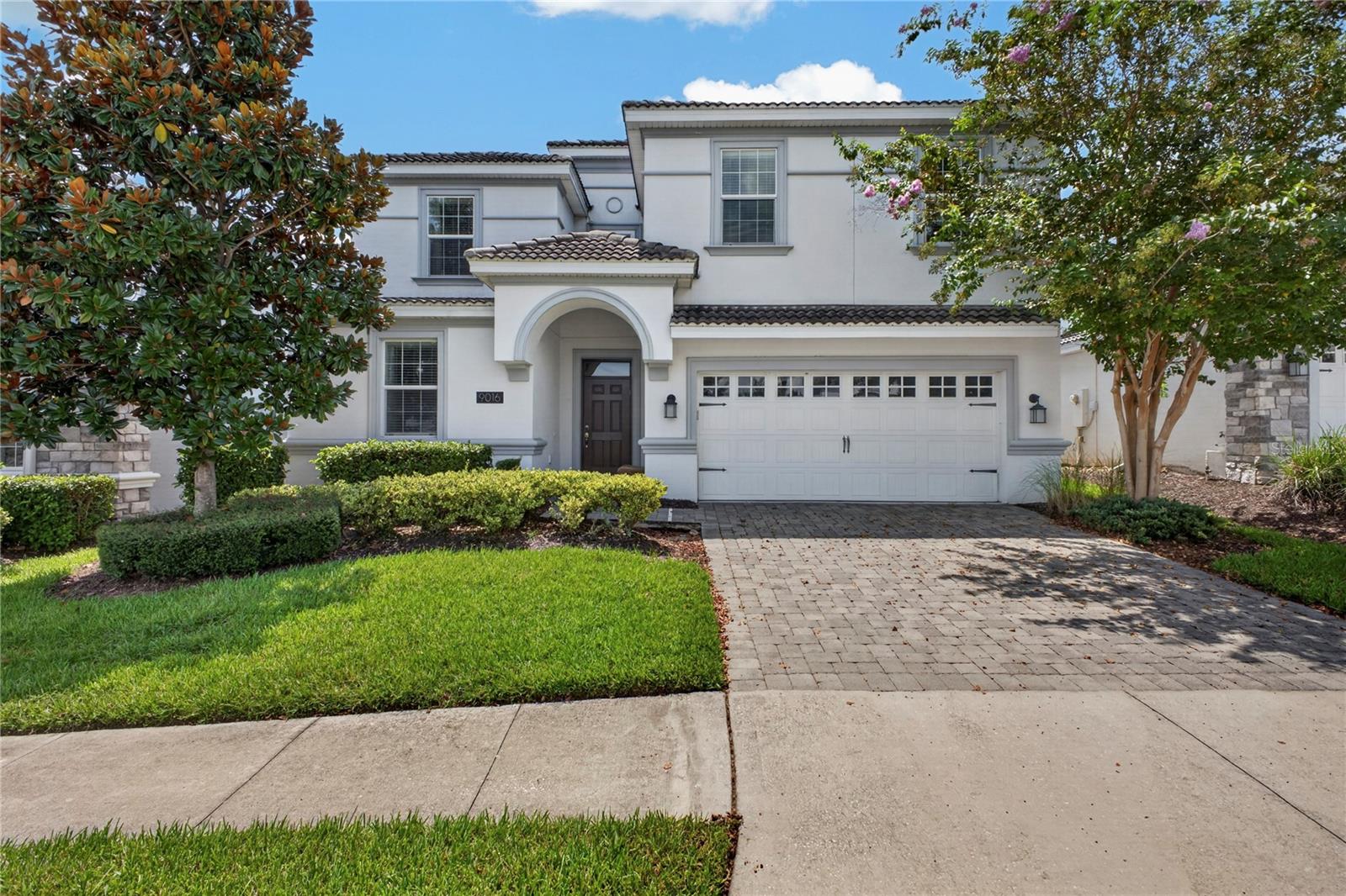 Foto de propiedad en 9016 STINGER DR CHAMPIONS GATE con MLS# S5156202