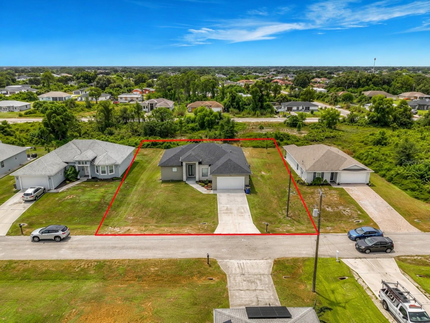 Foto de propiedad en 2921 7TH ST SW LEHIGH ACRES con MLS# S5156279