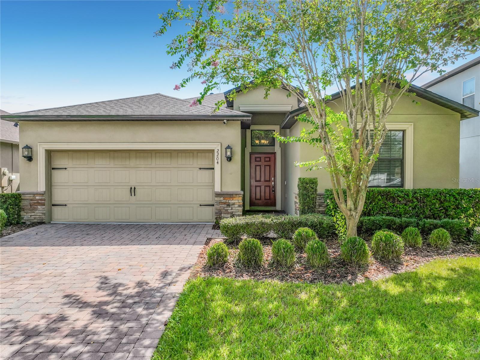 Foto de propiedad en 2204 ROMANUM DR WINTER GARDEN con MLS# S5156590