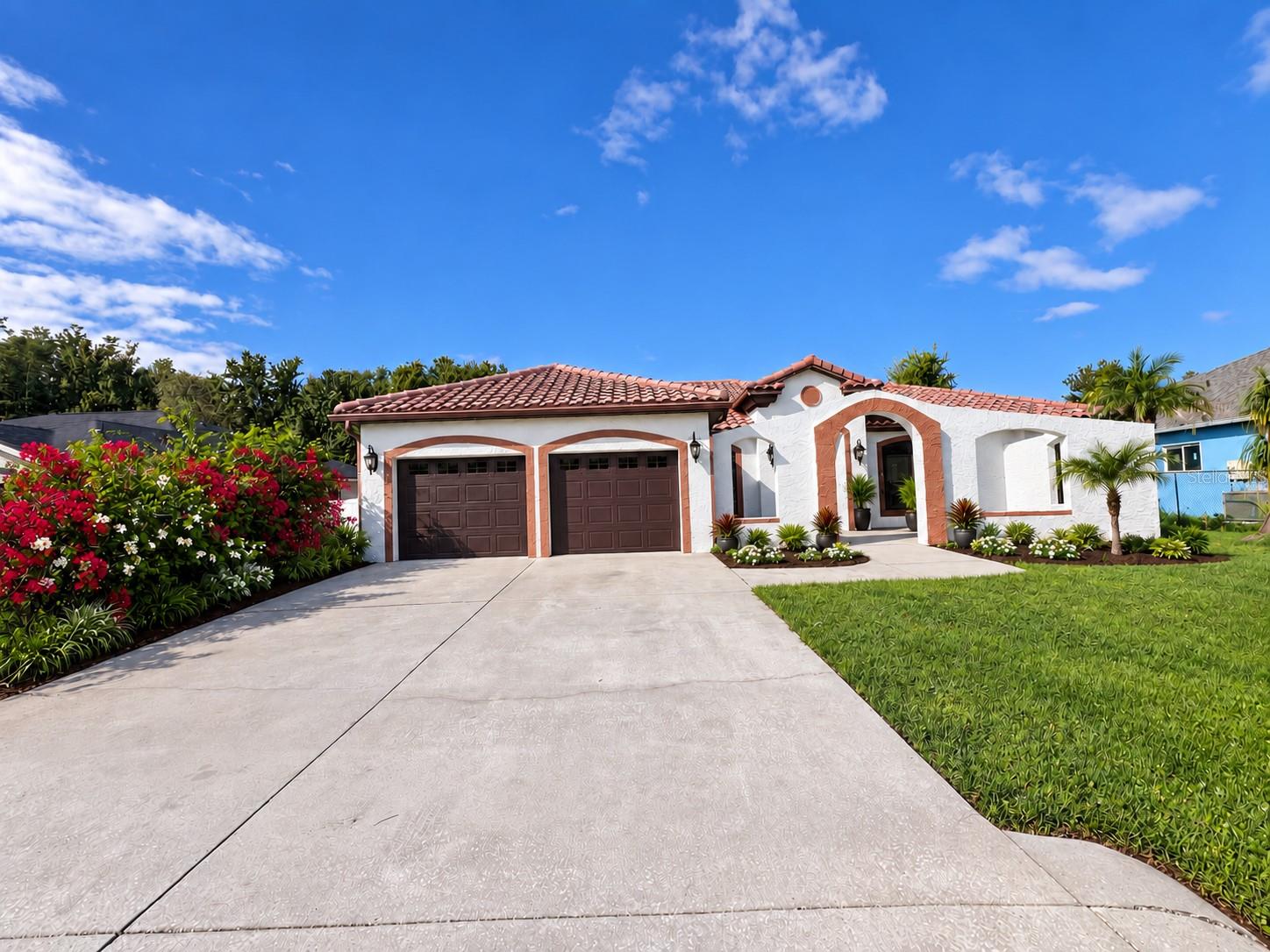 En Venta 2416 REGENT WAY, KISSIMMEE, FL 34758