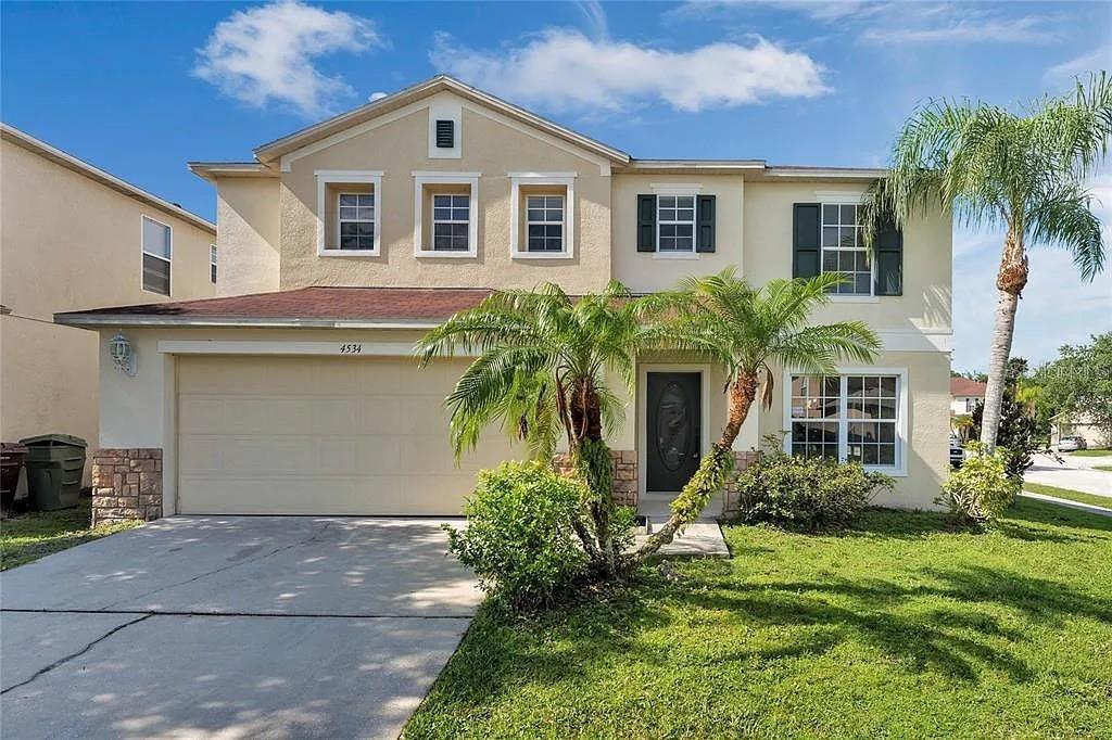 Foto de propiedad en  KISSIMMEE con MLS# S5156884