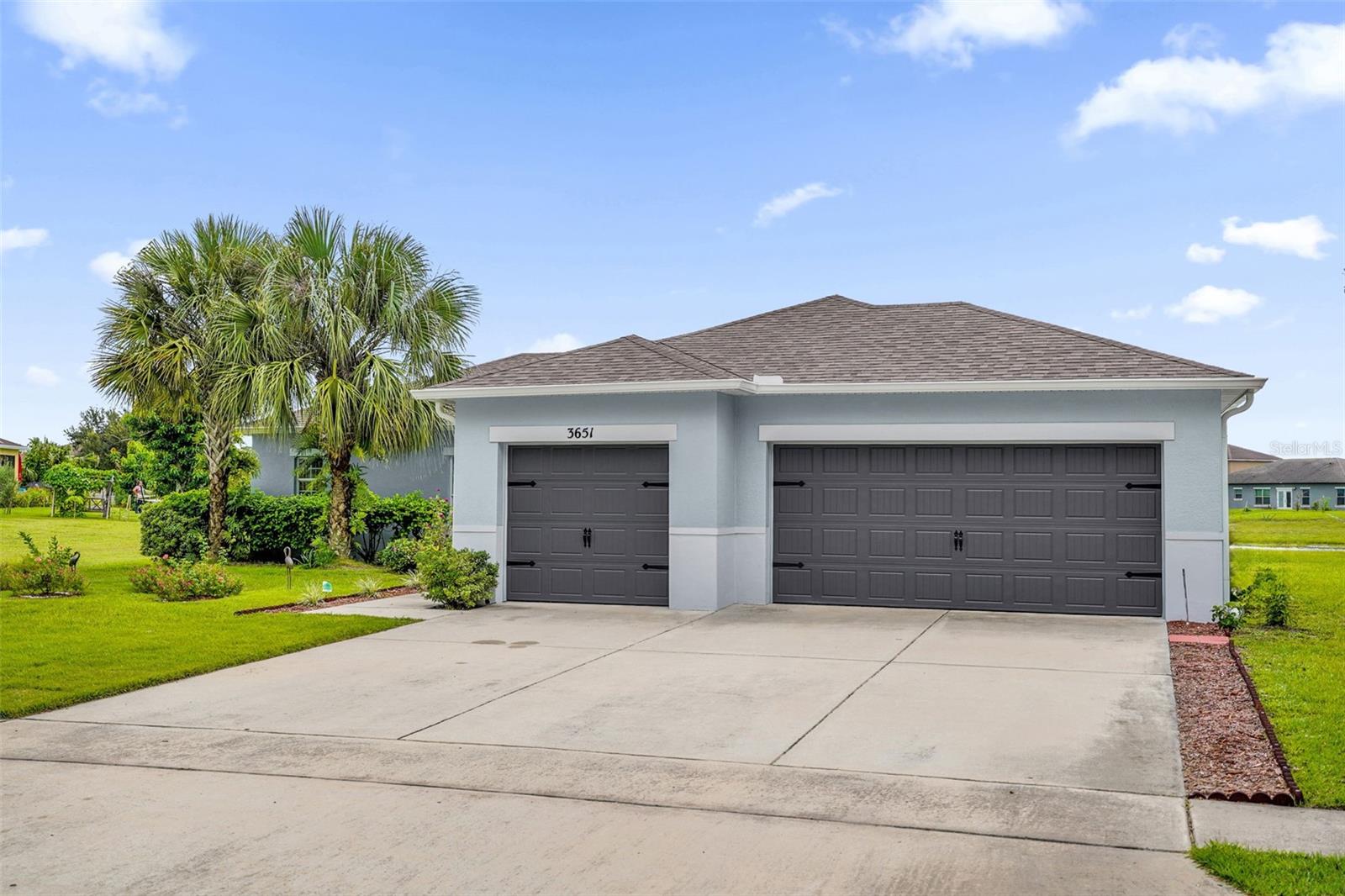 Foto de propiedad en 3651 SAIL HARBOR DR KISSIMMEE con MLS# S5156963