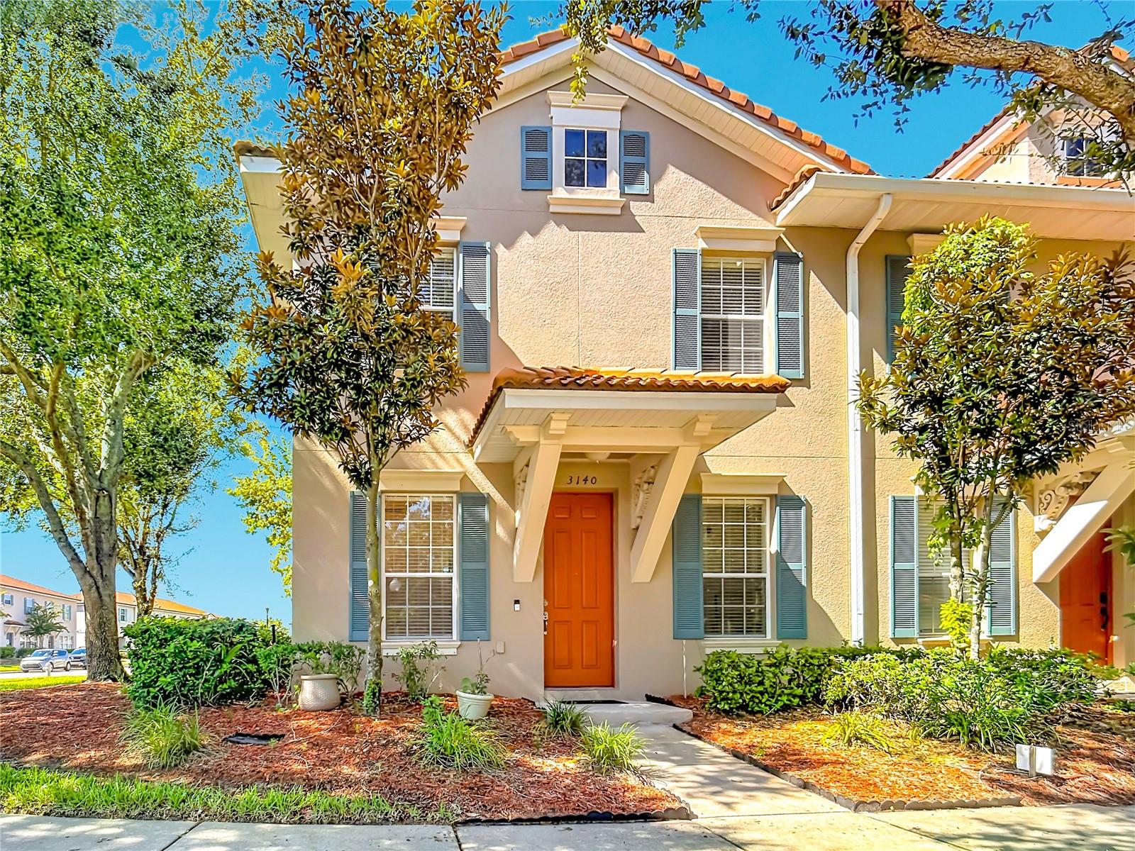 En Venta 3140 VIA OTERO DR, KISSIMMEE, FL 34744
