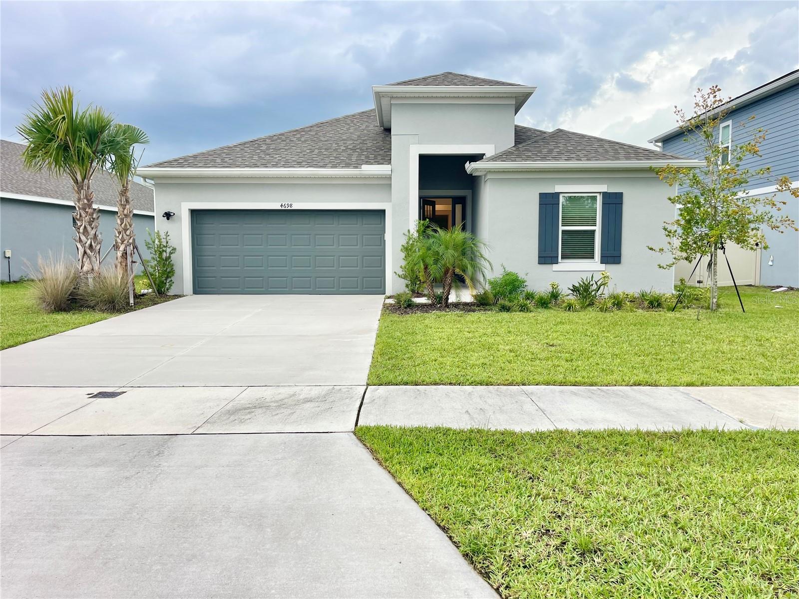 En Venta 4698 CORAL HARBOUR RD, KISSIMMEE, FL 34758