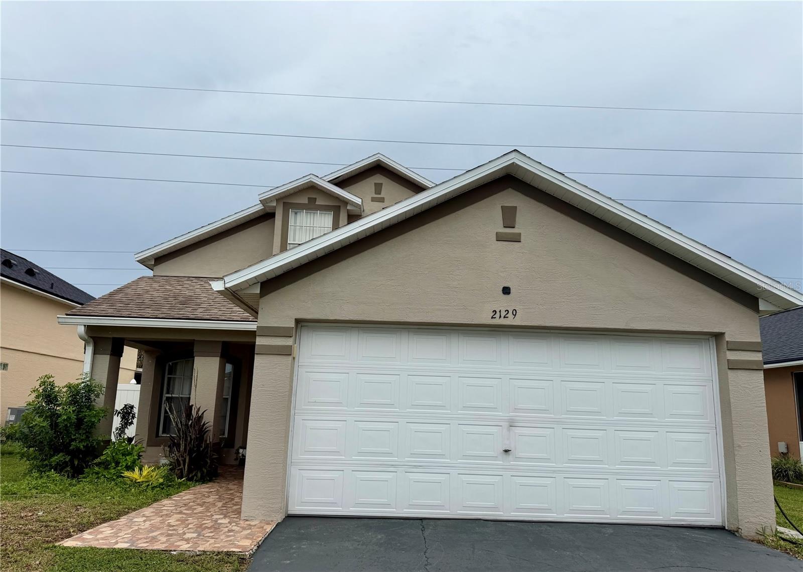 En Venta 2129 JESSA DR, KISSIMMEE, FL 34743