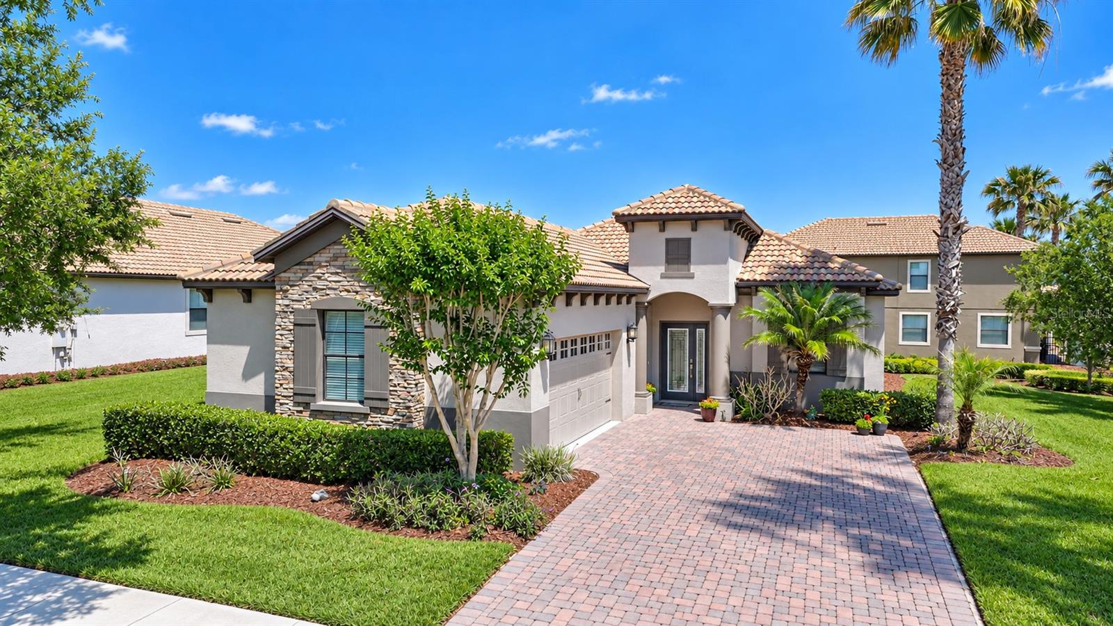 En Venta 8961 DOVE VALLEY WAY, DAVENPORT, FL 33896