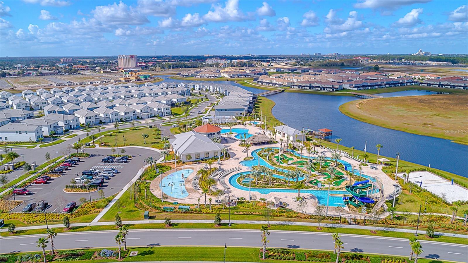 En Venta 2741 BOOKMARK DR, KISSIMMEE, FL 34746