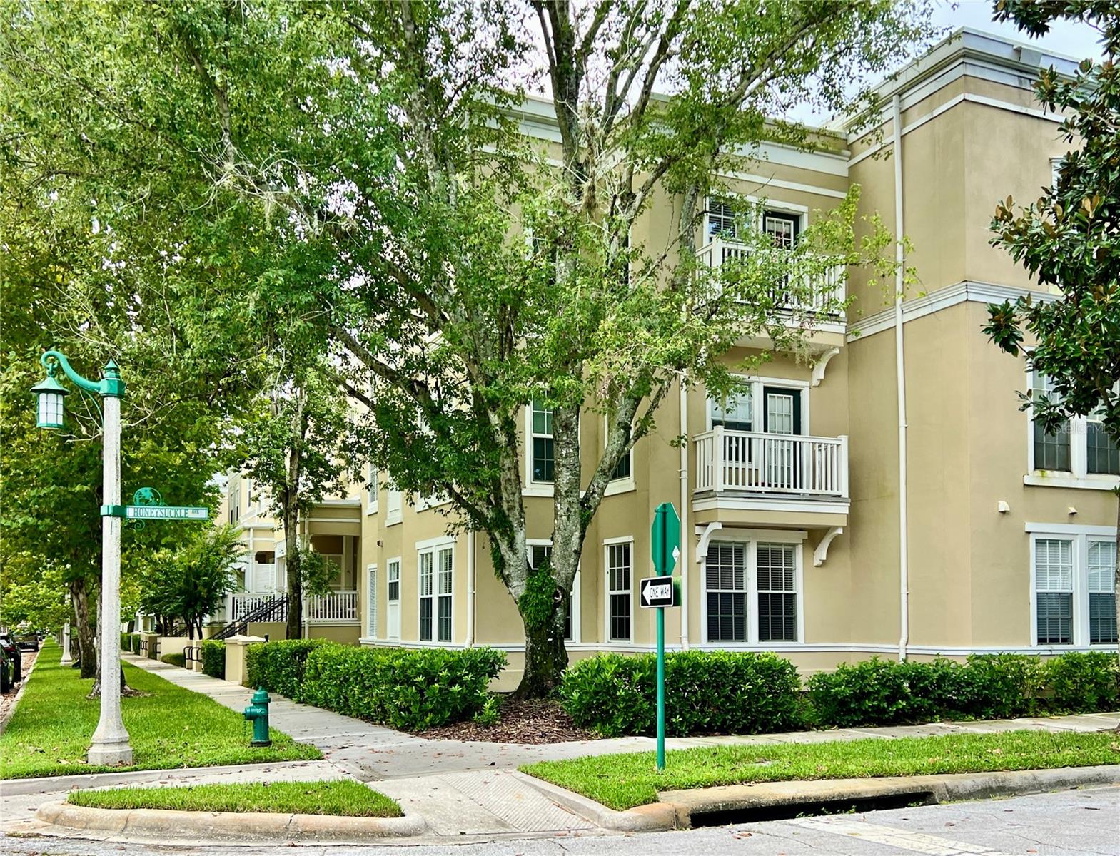 En Venta 414 WATER ST #414, CELEBRATION, FL 34747
