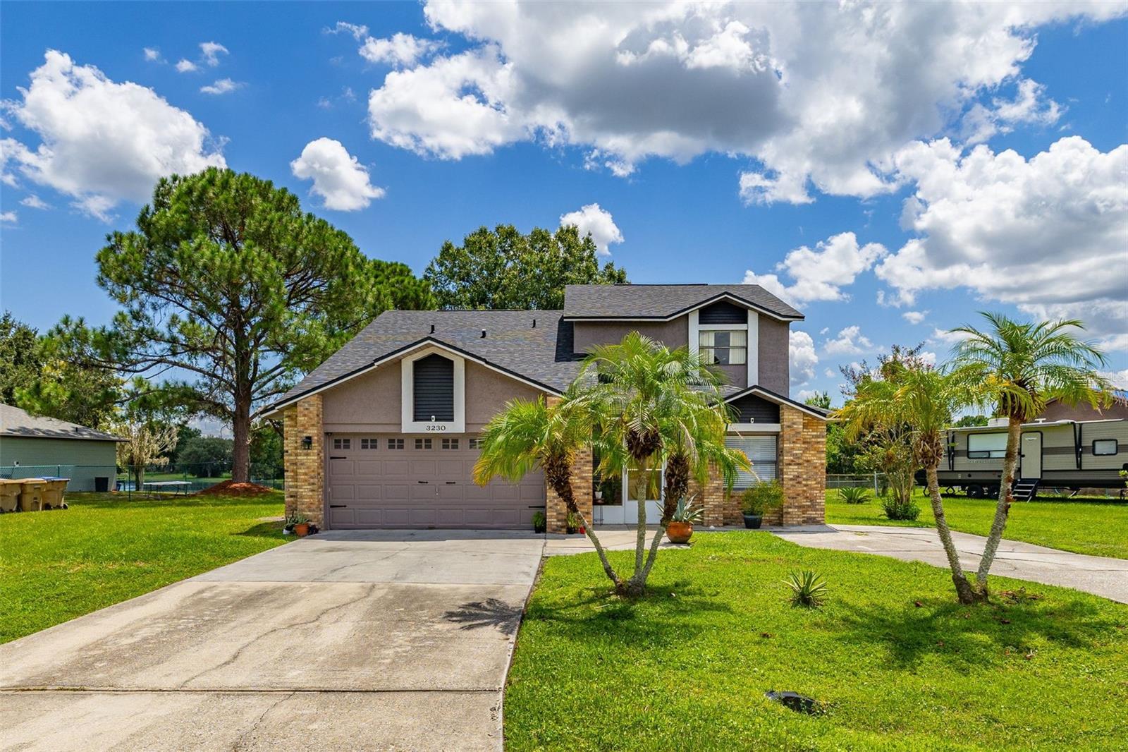 En Venta 3230 PINERIDGE CIR, KISSIMMEE, FL 34746
