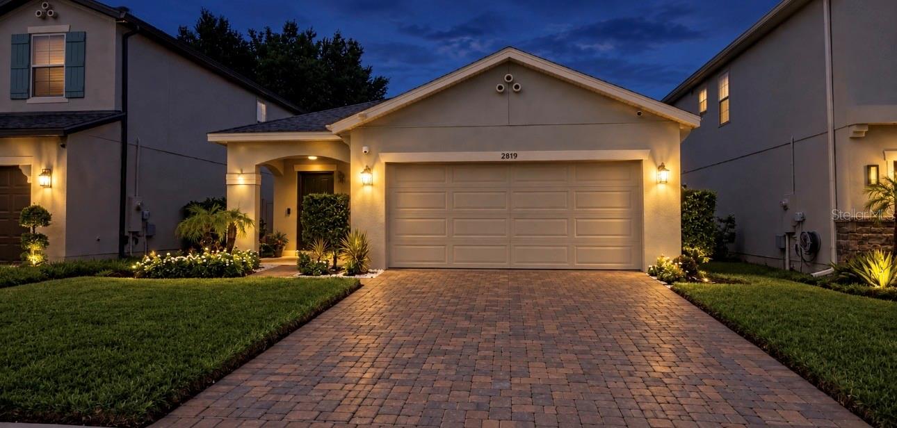 Foto de propiedad en 2819 PRIEGO BLVD KISSIMMEE con MLS# S5157493