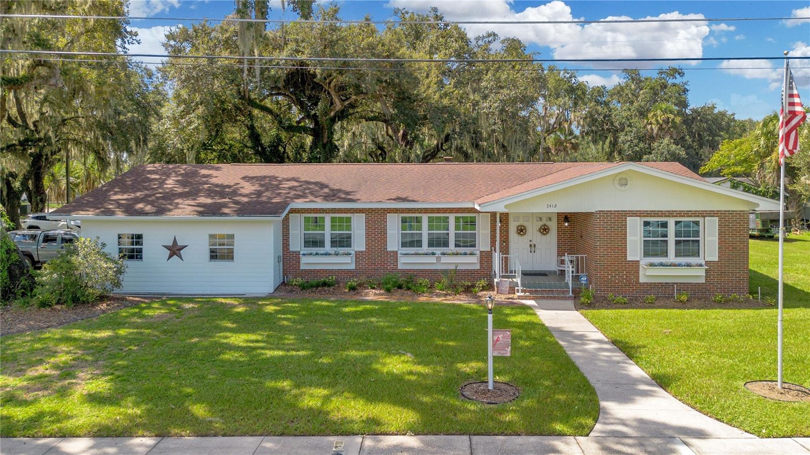 En Venta 1412 LAKEVIEW AVE, KISSIMMEE, FL 34744