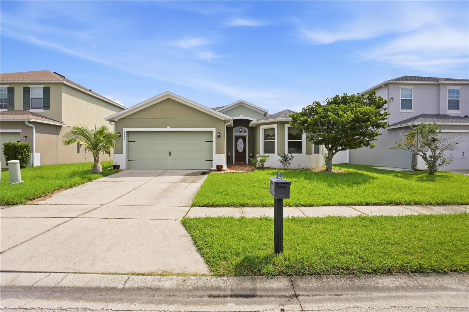 En Venta 1831 BETSY ROSS LN, ST CLOUD, FL 34769