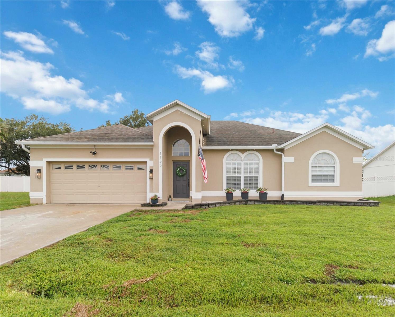 En Venta 1155 NORMANDY DR, KISSIMMEE, FL 34759