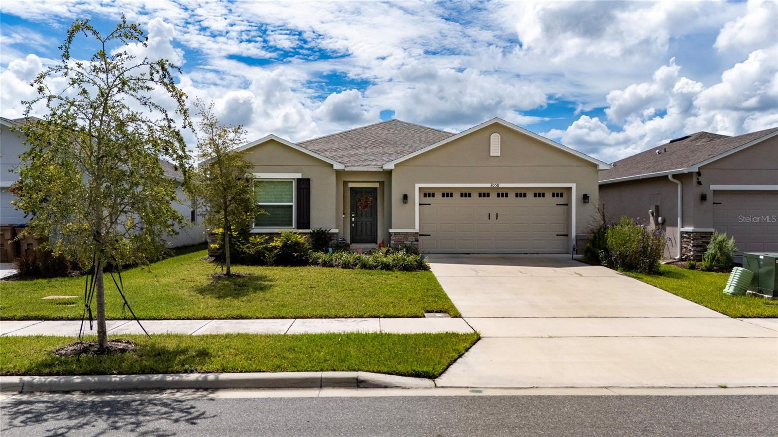 En Venta 3058 CADENCE SOUND LN, KISSIMMEE, FL 34744