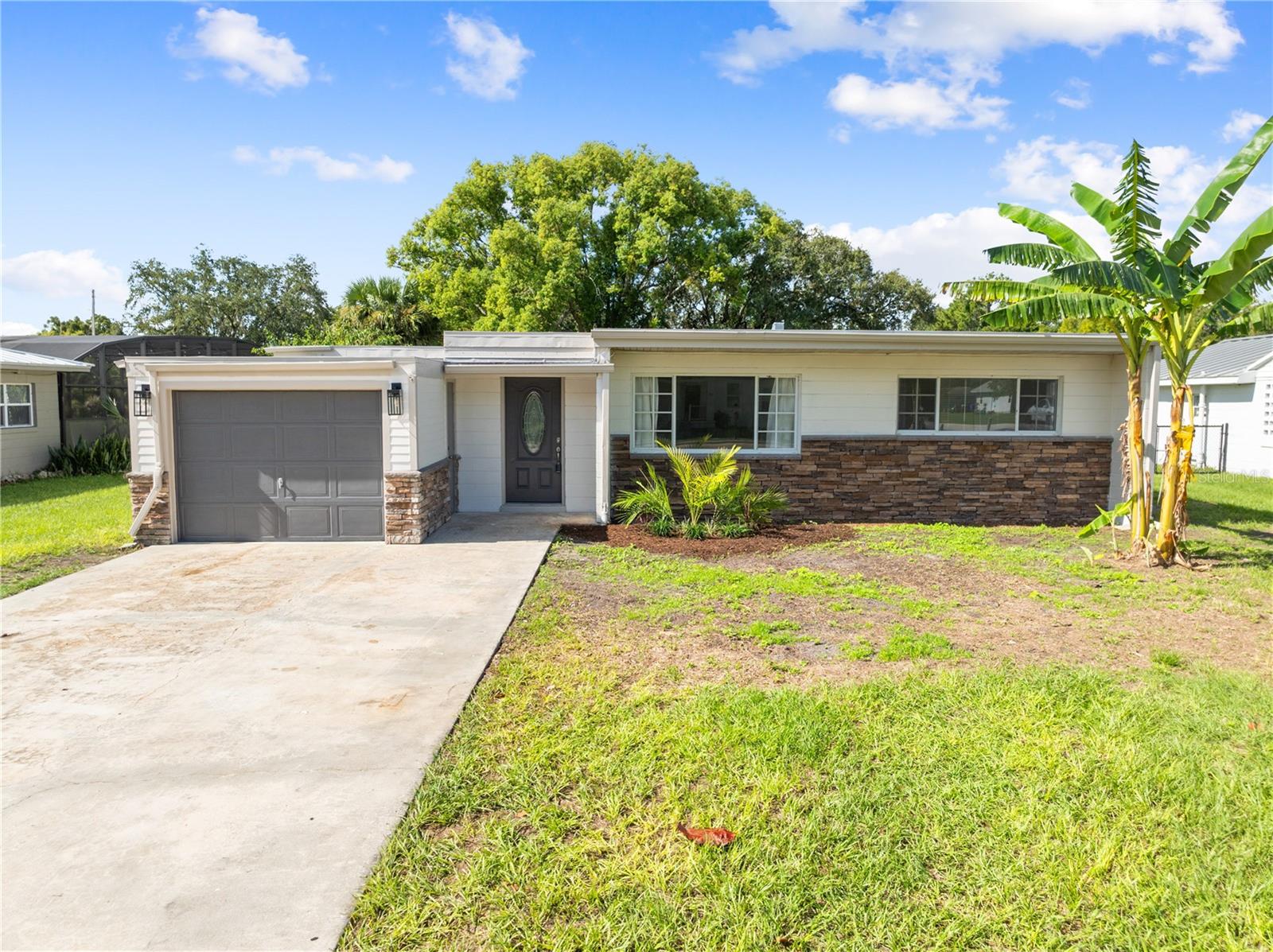 En Venta 406 E DRURY AVE, KISSIMMEE, FL 34744