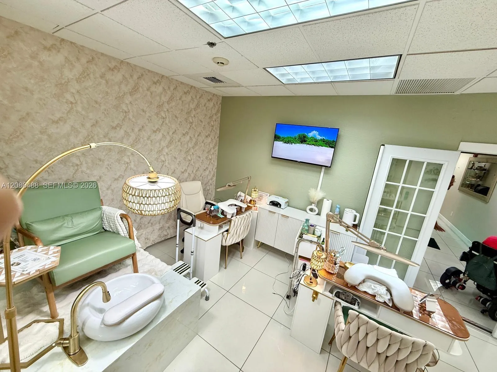 En Venta Salon Sale Suite for, Deerfield Beach, FL 33441, Deerfield Beach, FL 33441