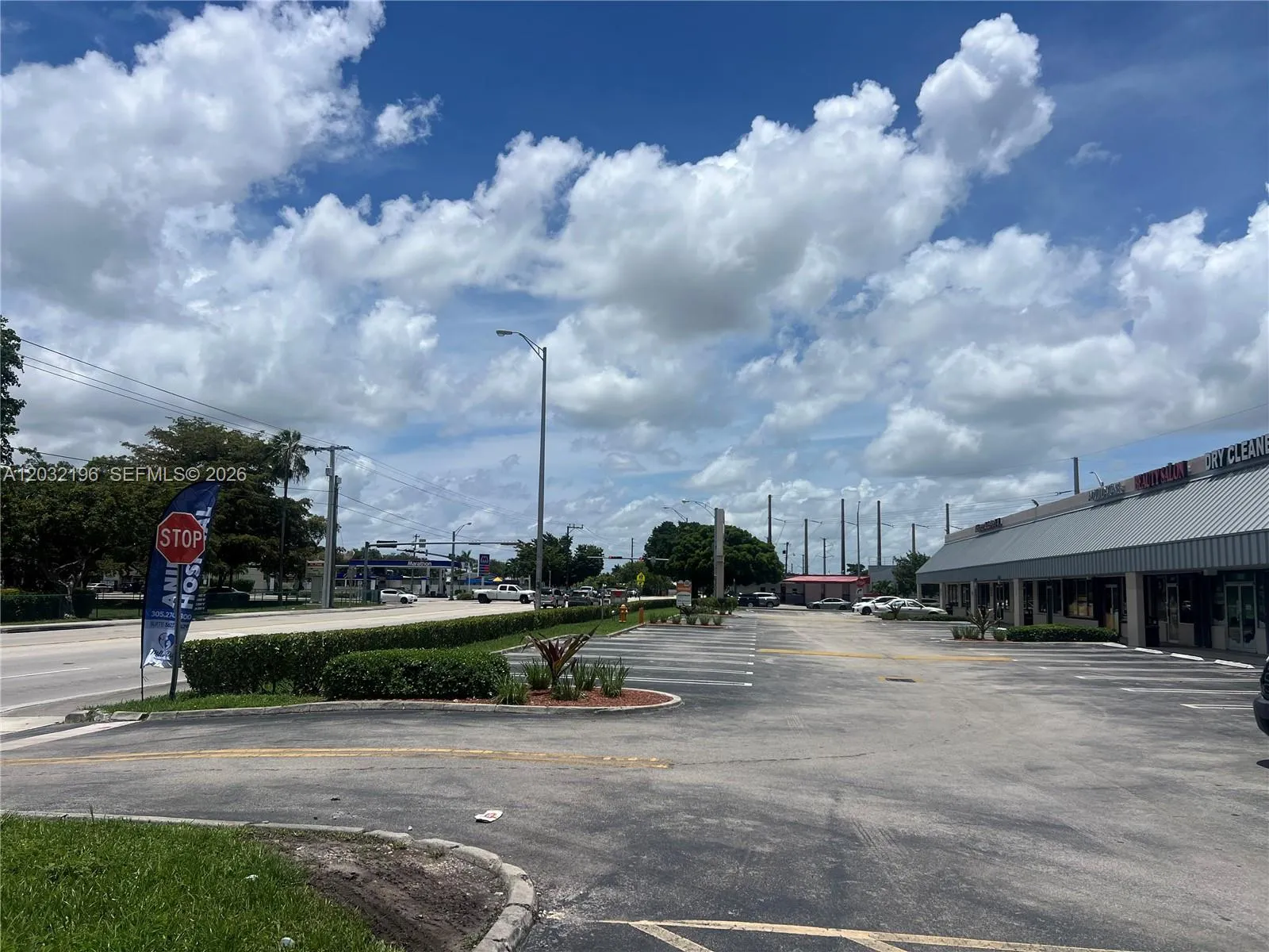Foto de propiedad en SW 107th Avenue, Miami, FL 33173 Miami con MLS# 