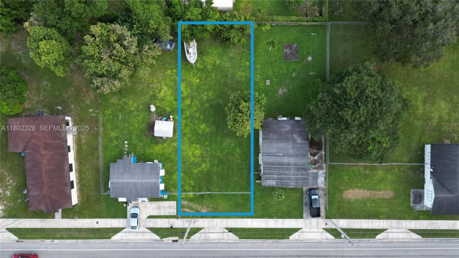 Foto de propiedad en Sw, Miami, FL 33170 Miami con MLS# 