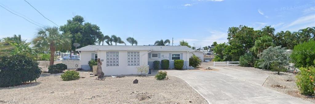 En Venta 3435 SEA HOLLY LN, ST JAMES CITY, FL 33956